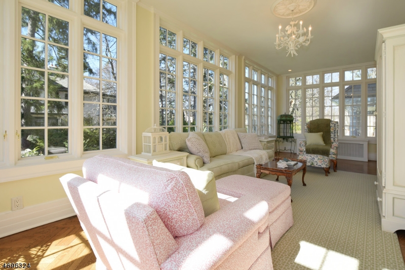 251 E Dudley Ave, Westfield Town, NJ 07090