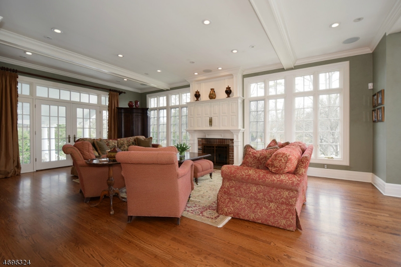 251 E Dudley Ave, Westfield Town, NJ 07090