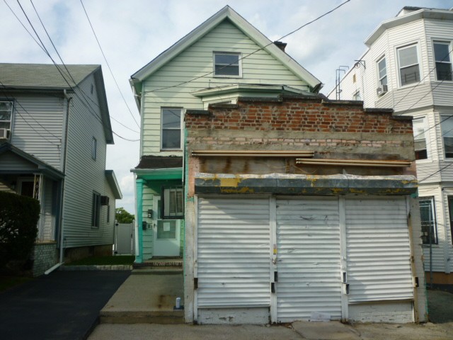 263 Verona AvenueNewark, NJ, 07104Essex County