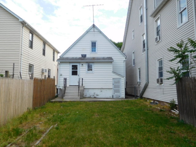 22 Hilton StBelleville, NJ, 07109Essex County