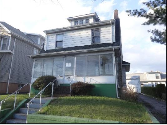 214 Joralemon StBelleville, NJ, 07109Essex County