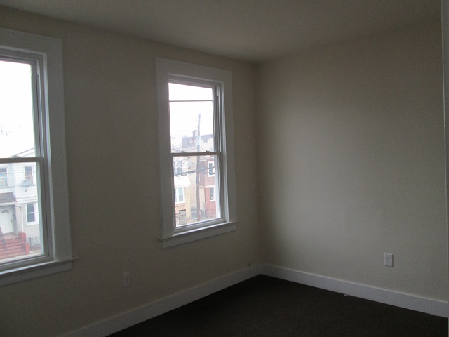 321 Ellis AveIrvington, NJ, 07111Essex County