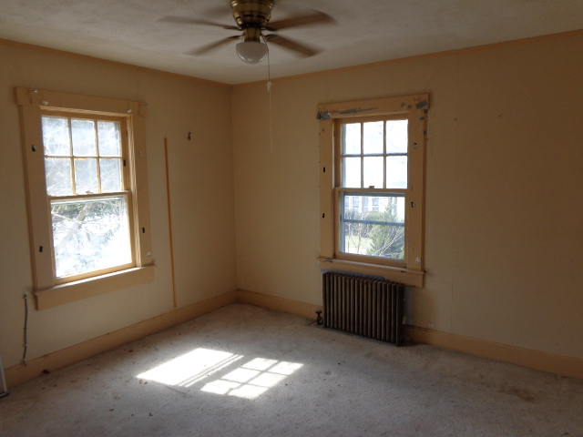 727 Baltimore AveRoselle, NJ, 07203Union County