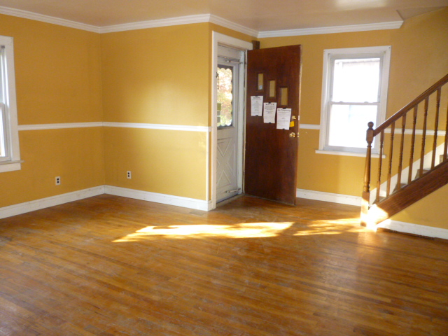 220 West 3rd AveRoselle, NJ, 07203Union County