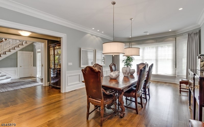907 Scioto Dr, Franklin Lakes Boro, NJ 07417