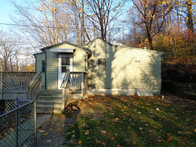 78 Riverside DrHewitt, NJ, 07421Passaic County