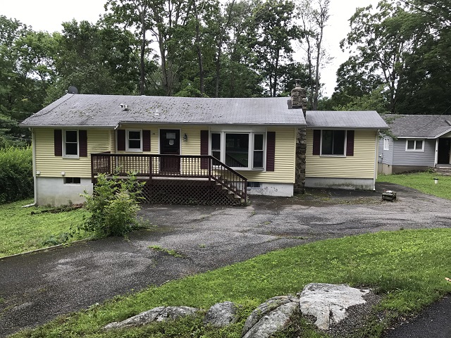 203 Manaticut RdHighland Lakes, NJ, 07422Sussex County