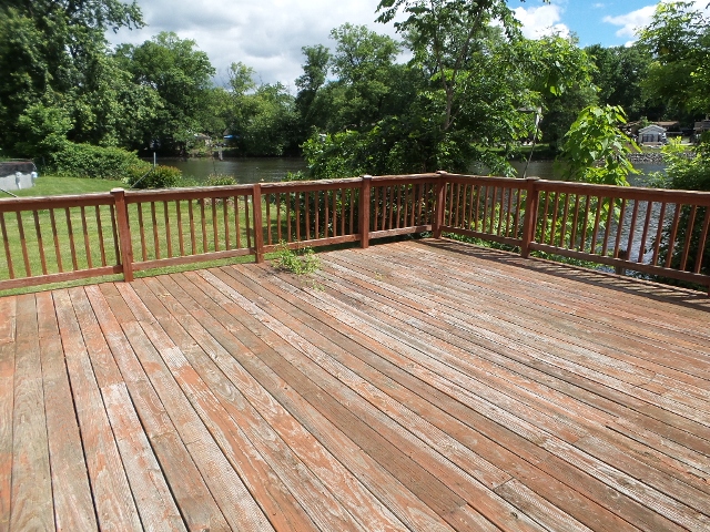 28 Riverview CirLittle Falls, NJ, 07424Passaic County