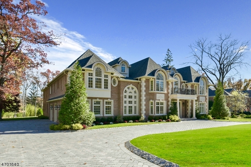 18 Glen Carl Rd, Upper Saddle River Boro, NJ 07458