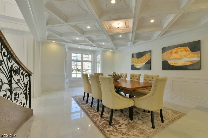 18 Glen Carl Rd, Upper Saddle River Boro, NJ 07458
