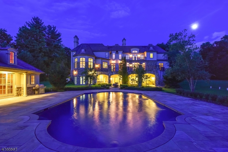 119 E Saddle River Rd, Saddle River Boro, NJ 07458