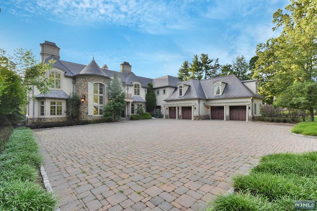 119 E Saddle River Rd, Saddle River, NJ 07458