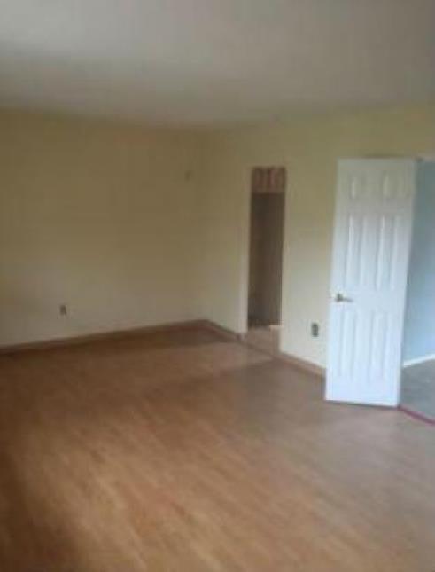 53 Knox Terrace Unit 2aWayne, NJ, 07470Passaic County