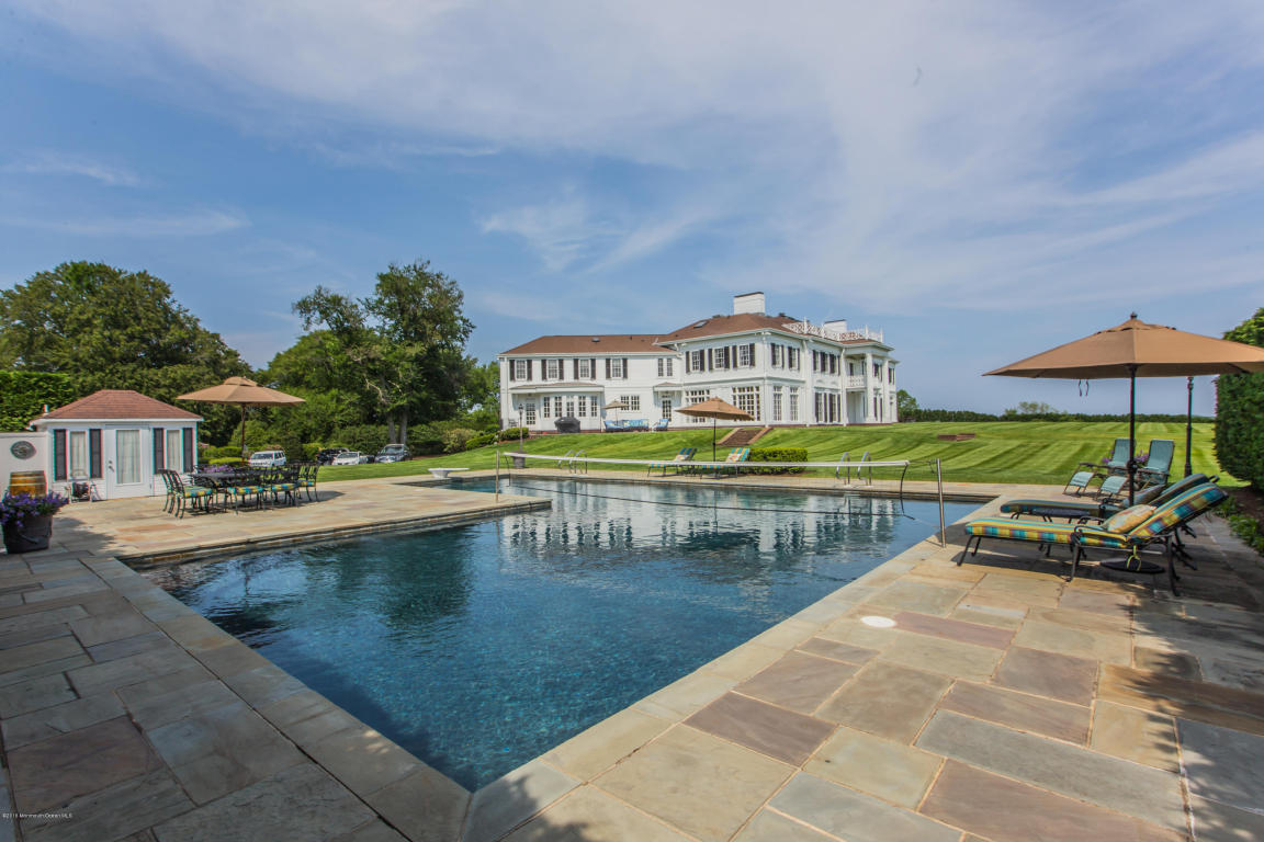 713 Navesink River Road, Red Bank, NJ 07701