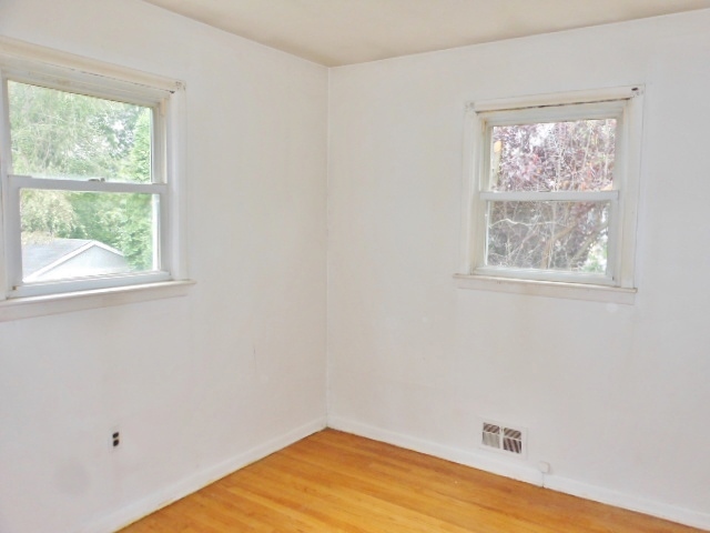 829 Andover StreetRed Bank, NJ, 07701Monmouth County