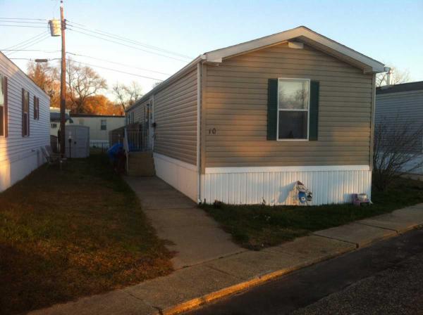 Locust Grove Mobile Court 10 Locust GroveHazlet, NJ 07730