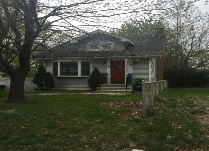 96 Furman BlvdKeyport, NJ, 07735Middlesex County