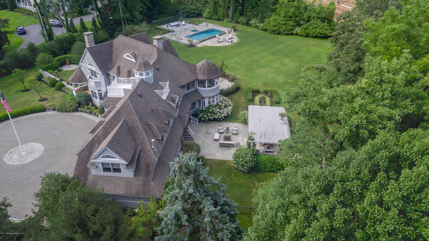 62 Buena Vista Avenue, Rumson, NJ 07760
