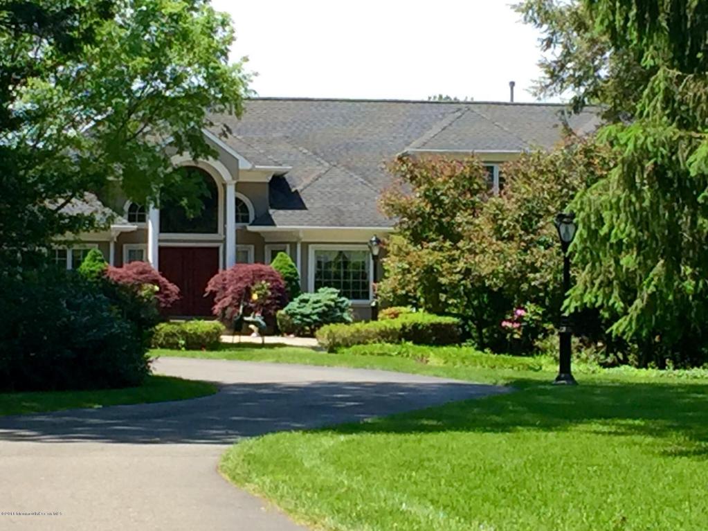 14 Buttonwood Lane, Rumson, NJ 07760