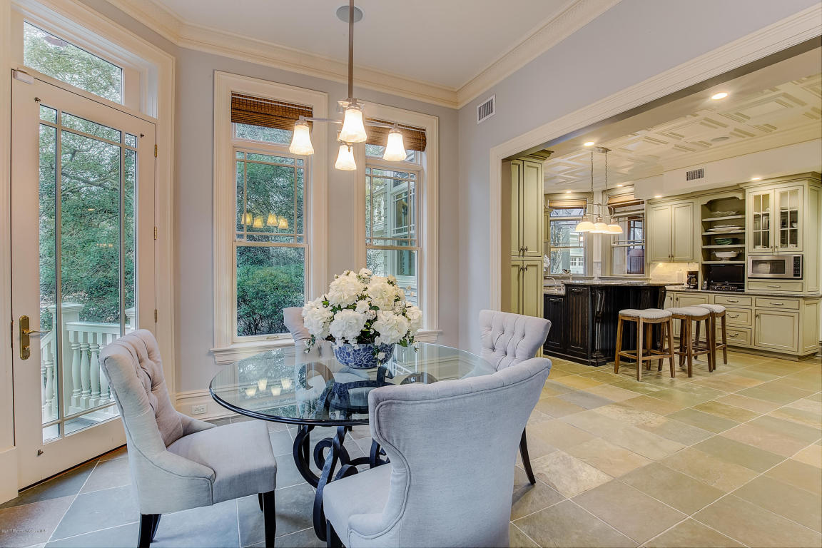 5 A Buttonwood Lane, Rumson, NJ 07760