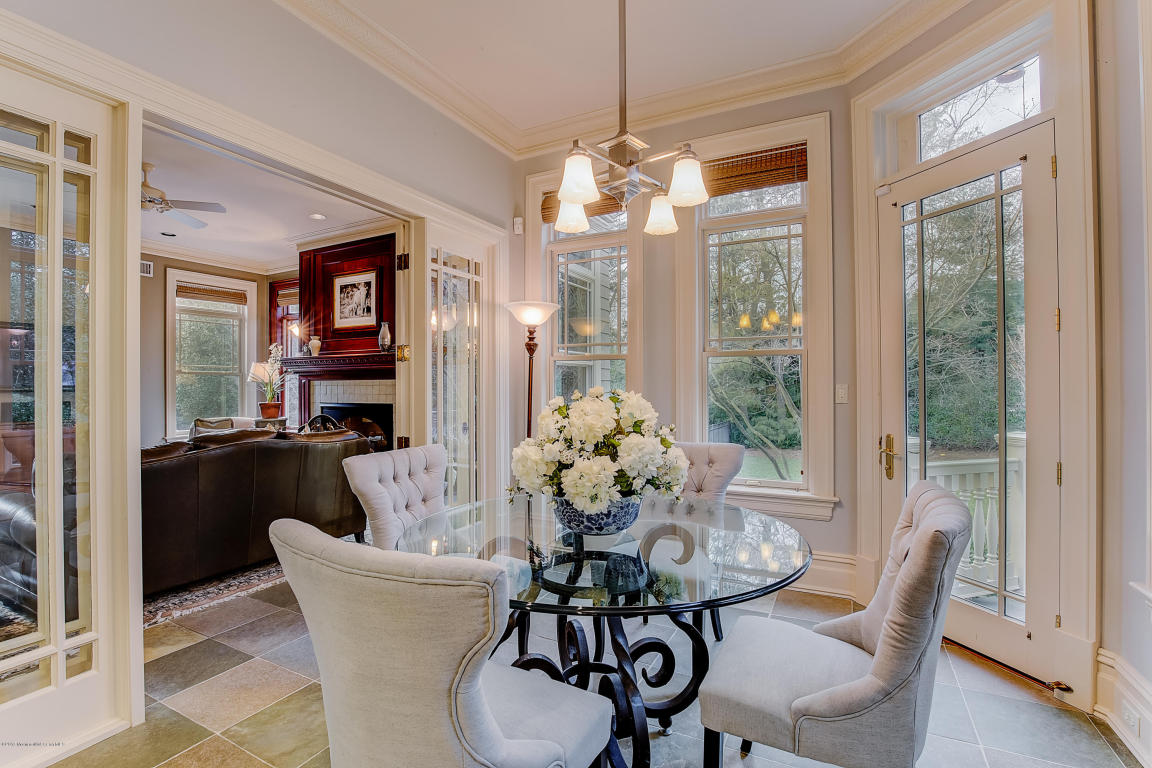 5 A Buttonwood Lane, Rumson, NJ 07760