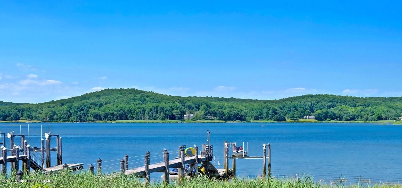 66 E River Road, Rumson, NJ 07760