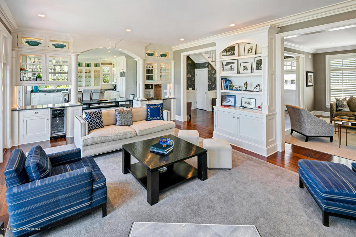 66 E River Road, Rumson, NJ 07760