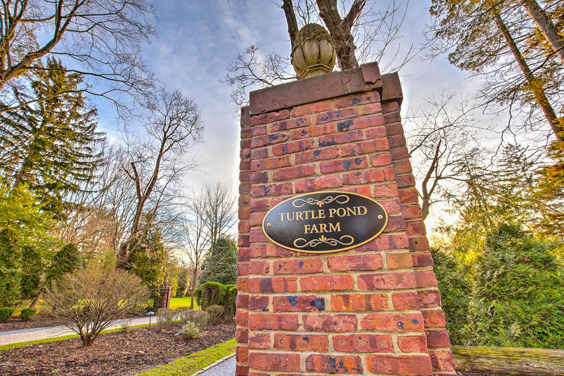 52 Buena Vista Avenue, Rumson, NJ 07760