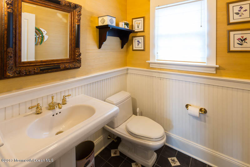 2 Monmouth Shire Lane, Spring Lake, NJ 07762