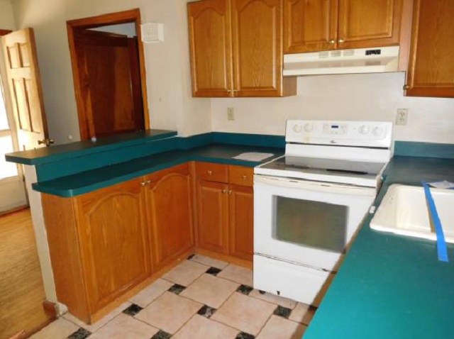 14 Pine DrBelvidere, NJ, 07823Warren County