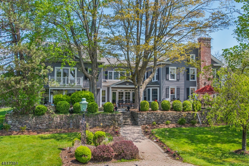 20 Dickson Rd, Hampton Twp., NJ 07860