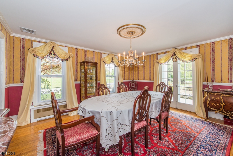 20 Dickson Rd, Hampton Twp., NJ 07860