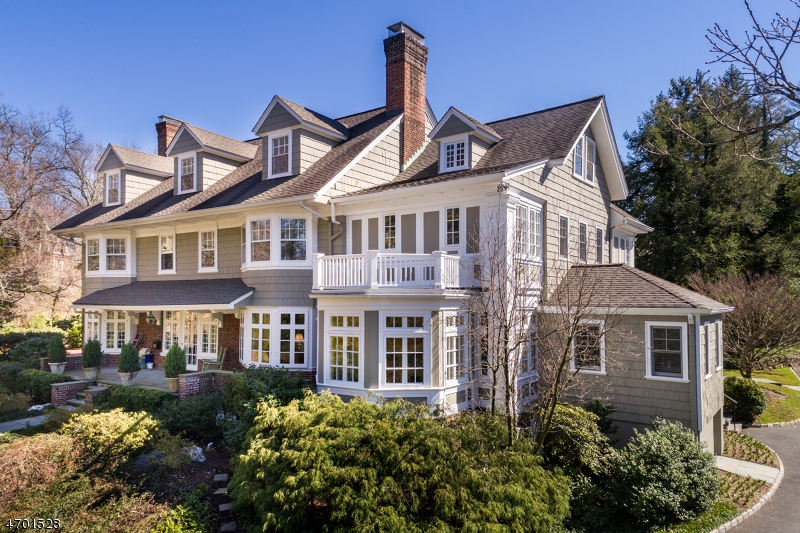 20 BEACON RD, Summit City, NJ 07901