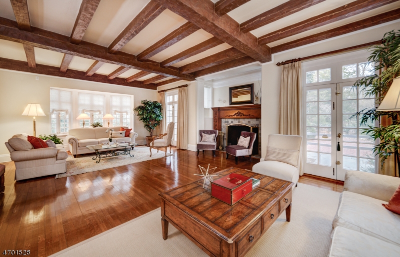 20 BEACON RD, Summit City, NJ 07901