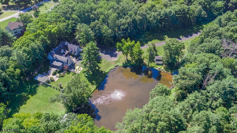 1900 Us-206, Bedminster Twp., NJ 07921