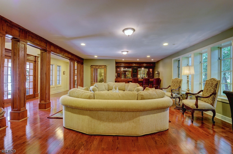 1900 Us-206, Bedminster Twp., NJ 07921