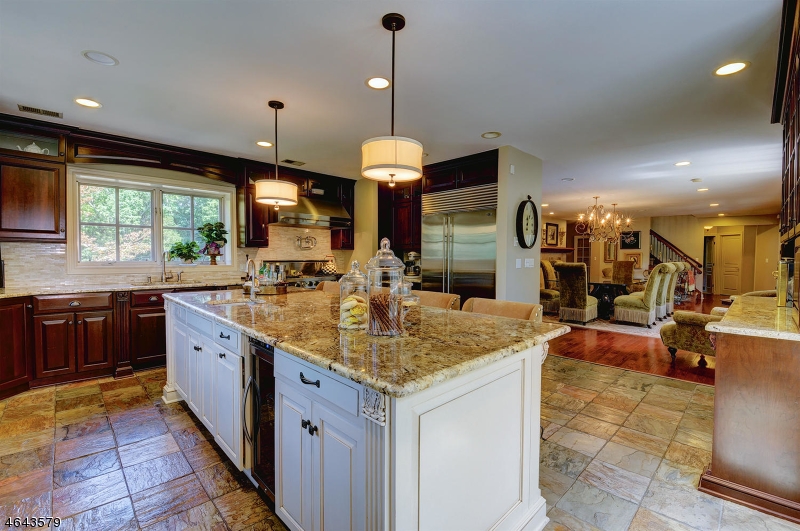 1900 Us-206, Bedminster Twp., NJ 07921