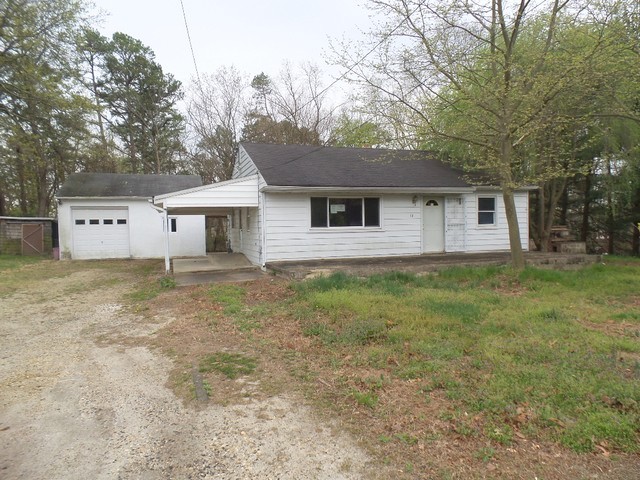 10 Roberts LnBerlin, NJ, 08009Camden County