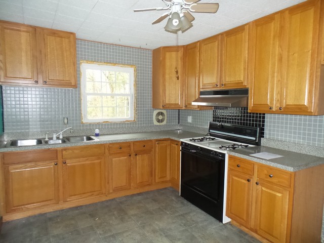 10 Roberts LnBerlin, NJ, 08009Camden County