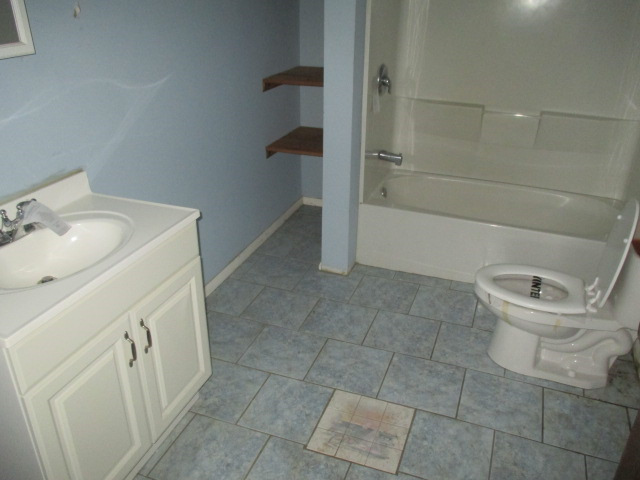 7 Oak LnBrowns Mills, NJ, 08015Burlington County