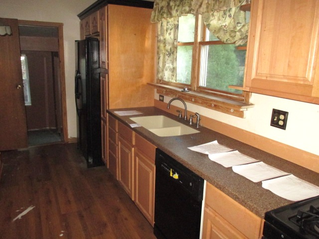 4 E Ninth AvePine Hill, NJ, 08021Camden County