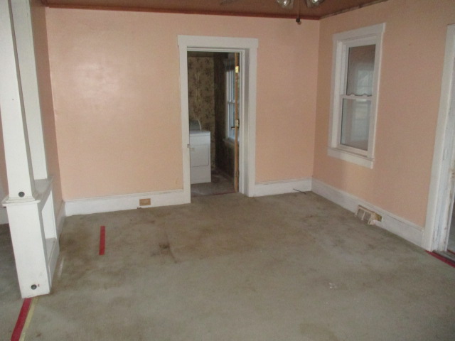 4 E Ninth AvePine Hill, NJ, 08021Camden County