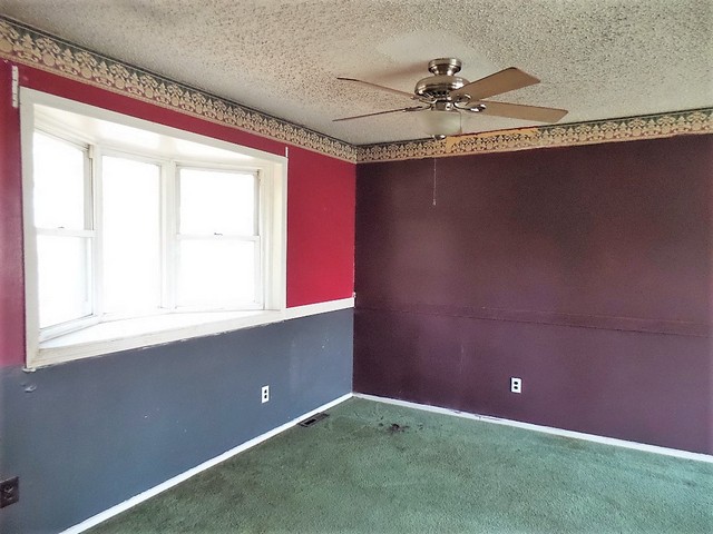 351 Lake AveClementon, NJ, 08021Camden County