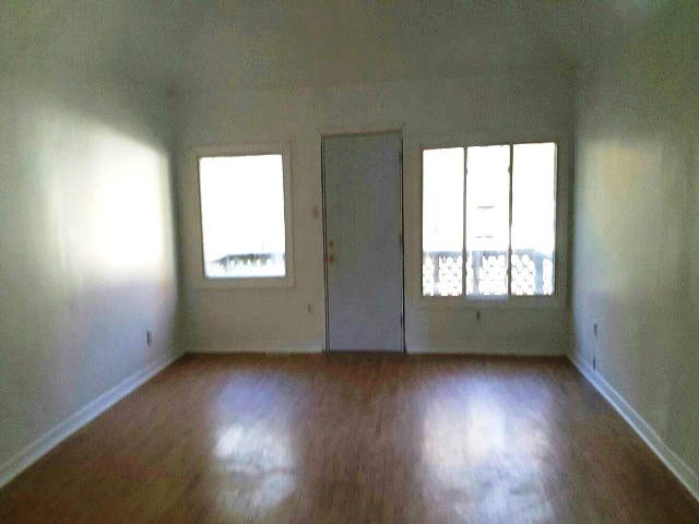 14 Barry AveClementon, NJ, 08021Camden County