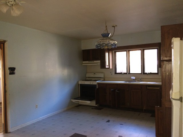 91 East 12th AvePine Hill, NJ, 08021Camden County