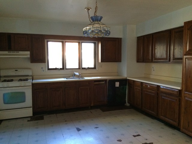 91 East 12th AvePine Hill, NJ, 08021Camden County