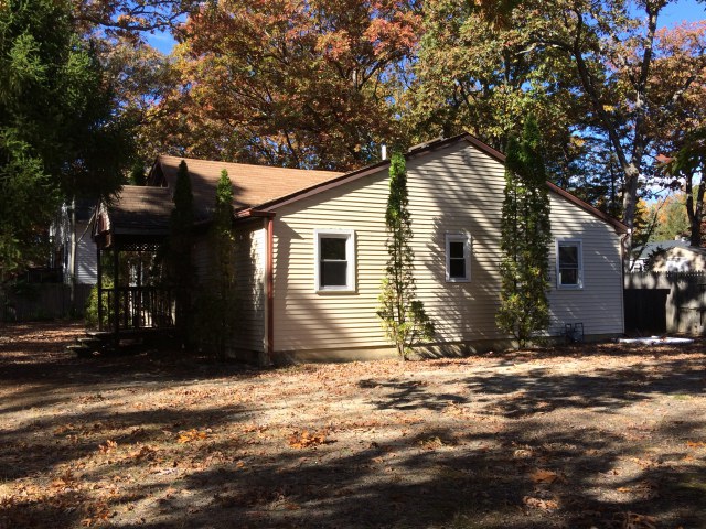 91 East 12th AvePine Hill, NJ, 08021Camden County