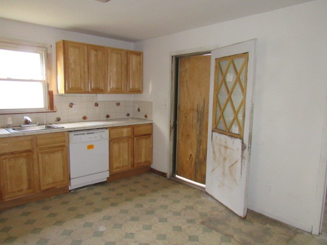 171 S Burlington StGloucester City, NJ, 08030Camden County