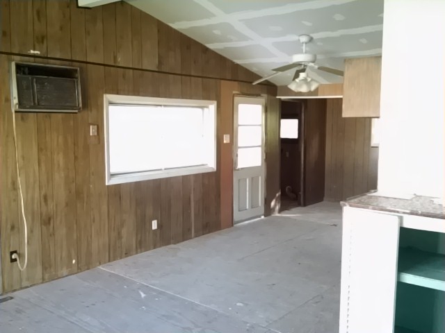 557 N Coles AveMaple Shade, NJ, 08052Burlington County