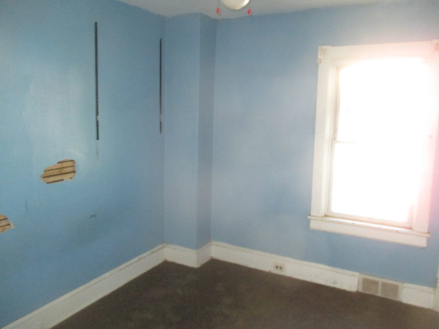 55 S Clinton AveMaple Shade, NJ, 08052Burlington County